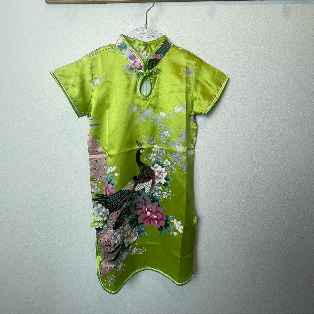 Beautiful Traditional Chinese Dress 100% silk | size 4